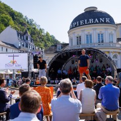 Link öffnet seitenüberlagerndes Dialog-Fenster